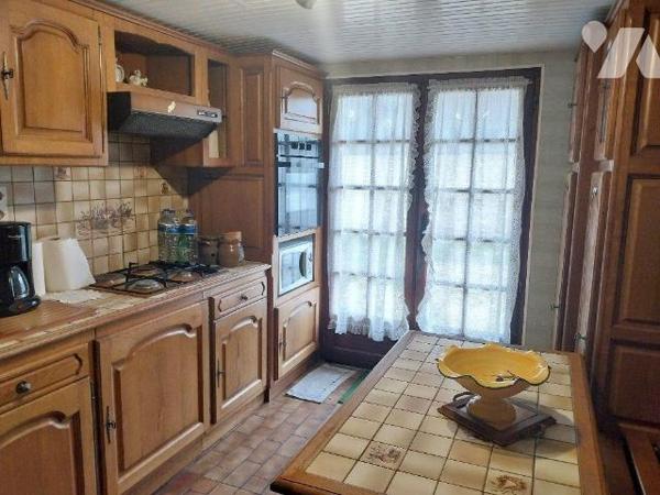 maison avec cour, 2 chambres