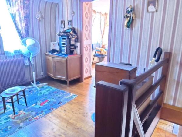 maison avec cour, 2 chambres