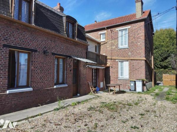 maison avec cour, 2 chambres