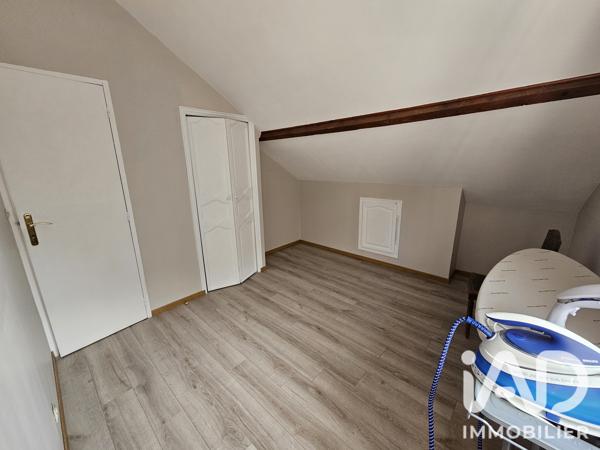 Maison à vendre 7 pièces 178 m² Saint-Fargeau-Ponthierry