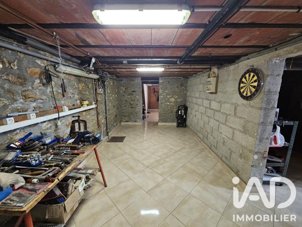 Maison à vendre 7 pièces 178 m² Saint-Fargeau-Ponthierry