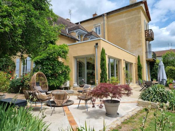 Grande propriété à vendre à Marcigny en Saône-et-Loire (71110), ref : 20322