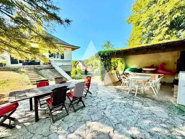 Maison 11 pièces 340 m2