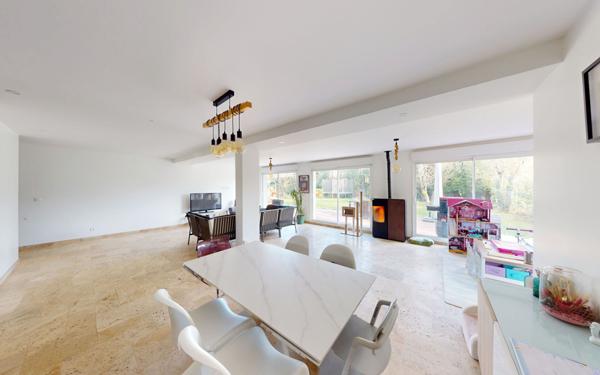 Maison à vendre    6 pièces •  Bailly-Romainvilliers