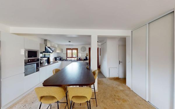 Maison à vendre    6 pièces •  Bailly-Romainvilliers