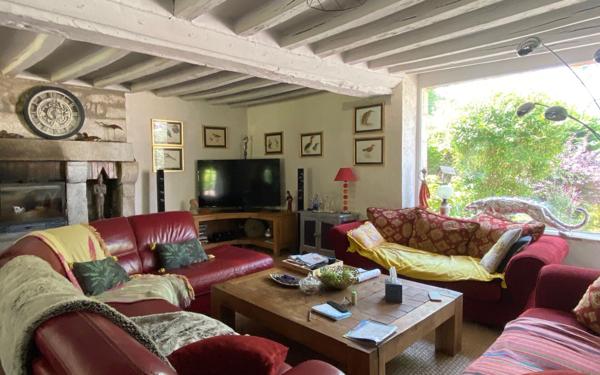 Maison à vendre    7 pièces •  Hauterive