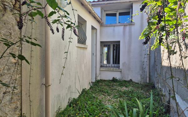 Maison à vendre    3 pièces •  Saint-Pierre-d'Oléron