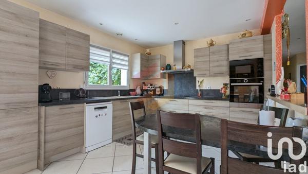 Maison 7 pièces de 191 m² à Aiserey (21110)