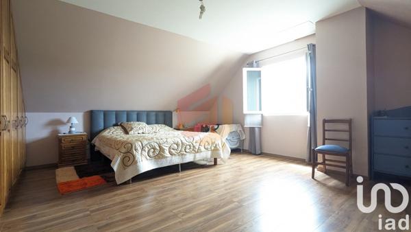 Maison 7 pièces de 191 m² à Aiserey (21110)