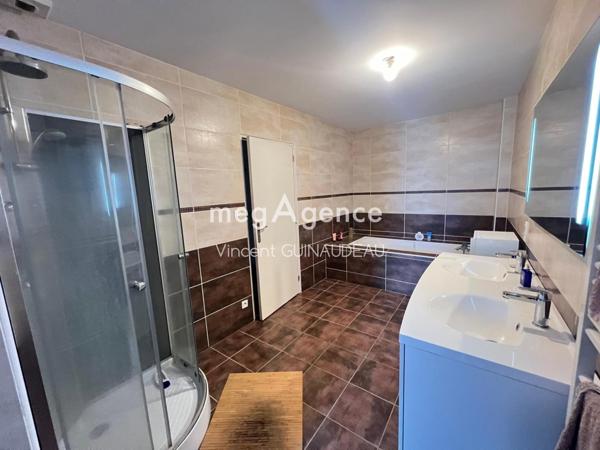 Maison à LE MAY-SUR-EVRE, 49122 - 6 pièces 134m²