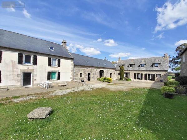 Corps de ferme à vendre à Plonévez-Porzay dans le Finistère (29550), ref : 29066-911166