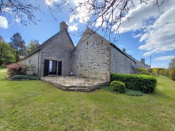 Corps de ferme à vendre à Plonévez-Porzay dans le Finistère (29550), ref : 29066-911166