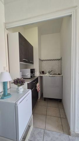 Appartement à vendre 2 pièces  (91)  ÉTAMPES – SAINT-PIERRE – APPARTEMENT ATYPIQUE AVEC TERRASSE ET CAVES