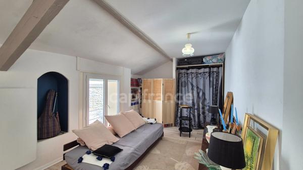 Appartement à vendre 2 pièces  (91)  ÉTAMPES – SAINT-PIERRE – APPARTEMENT ATYPIQUE AVEC TERRASSE ET CAVES