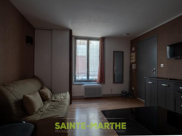 A LOUER STUDIO MEUBLE Niort (79000)