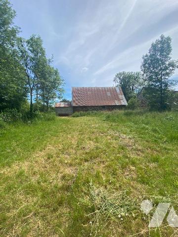 A vendre commune du VIGEAN (CANTAL), dans un hameau calme mais à proximité de la ville de Mauri...