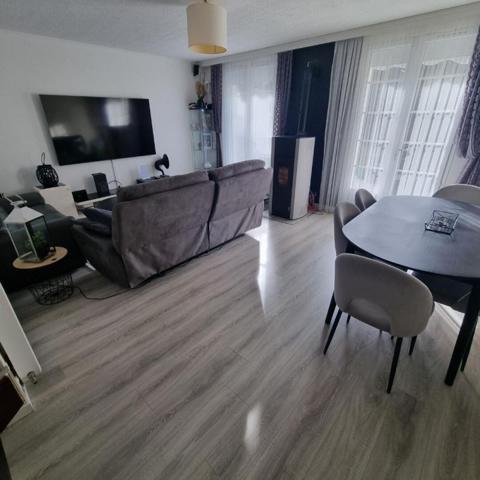 Maison 3 chambres 5 pièce(s) 83,35 m2 Secteur le Louvres 95