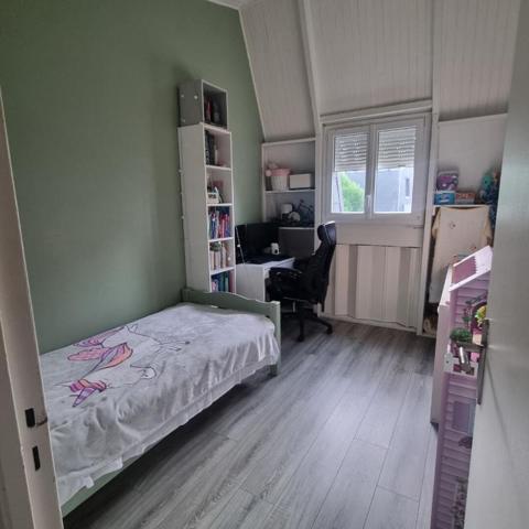 Maison 3 chambres 5 pièce(s) 83,35 m2 Secteur le Louvres 95