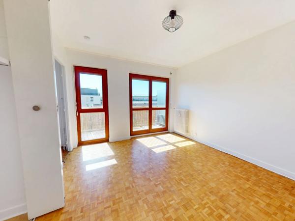 VILLEMOMBLE, Studio de 24m2