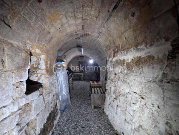 Local d activites de 129 m²