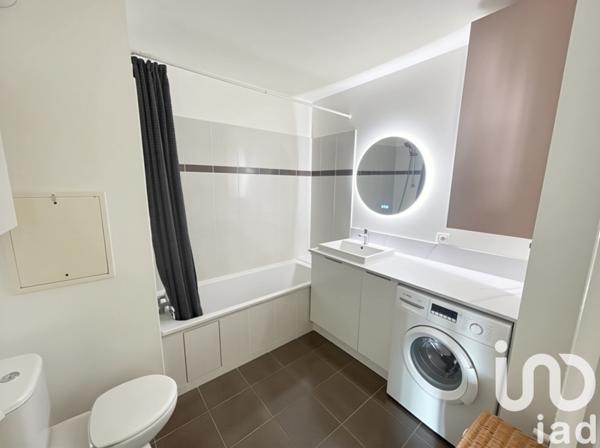 Location appartement 2 pièces 41 m² Puteaux