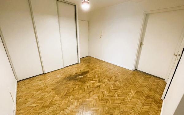 Appartement à vendre    4 pièces • 90,68 m2 Antony