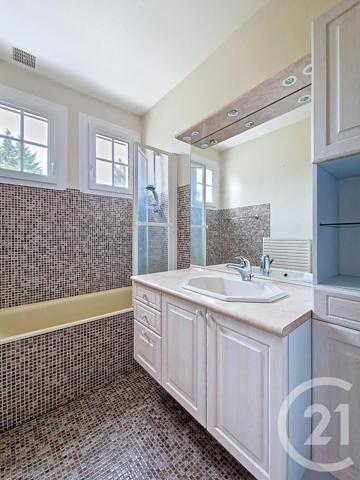 Maison à vendre  12 pièces - 143,62 m2 BEAUMONT - 63