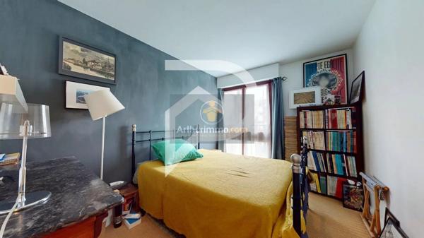 Vente                                                      Appartement
                        
                     4 pièces                      77 m2                     à Le Chesnay-Rocquencourt