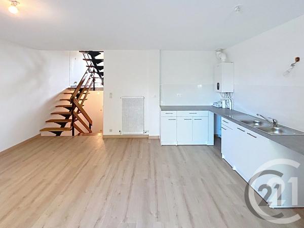 Appartement F5 à vendre  5 pièces - 106,50 m 2   MELUN  - 77