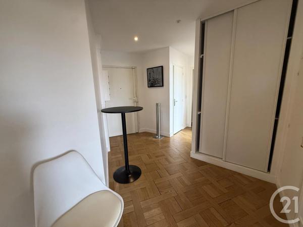 Appartement F5 à vendre  5 pièces - 106,50 m 2   MELUN  - 77
