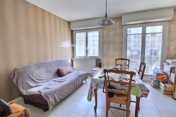 Appartement Niort 3 pièce(s) 72.83 m2 AVENUE DE LIMOGES .