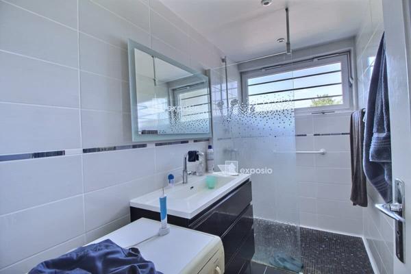 Appartement Niort 3 pièce(s) 72.83 m2 AVENUE DE LIMOGES .