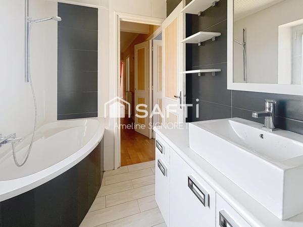 Maison familiale de 3 chambres avec très grand séjour