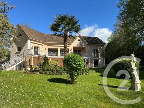Maison à vendre  9 pièces - 246,38 m 2   MOUROUX  - 77