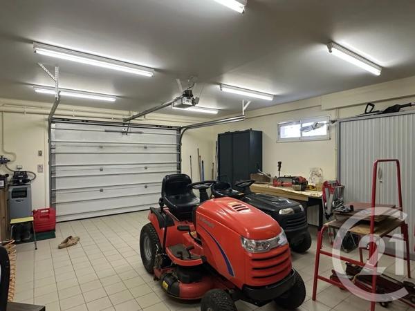 Maison à vendre  9 pièces - 246,38 m 2   MOUROUX  - 77