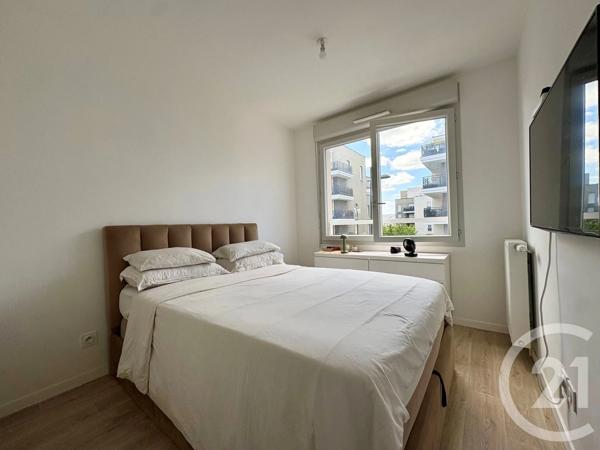Appartement F3 à vendre  3 pièces - 57,33 m 2   MEAUX  - 77