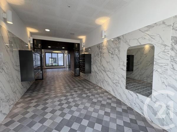Appartement F3 à vendre  3 pièces - 57,33 m 2   MEAUX  - 77