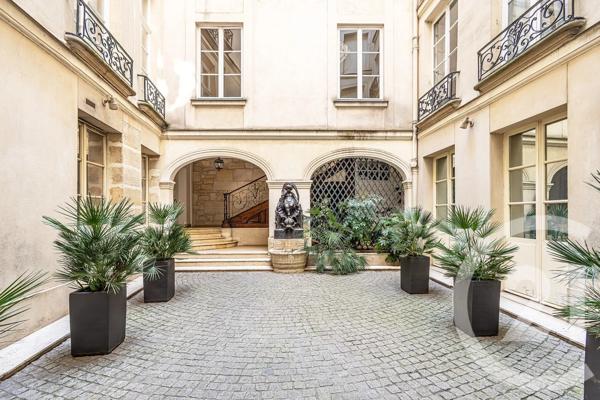 Appartement à vendre  2 pièces - 45 m 2   PARIS  - 75005