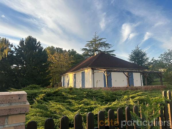 Vente Maison110 m² - 5 Pièces - SAINT AMAND MONTROND (18200)