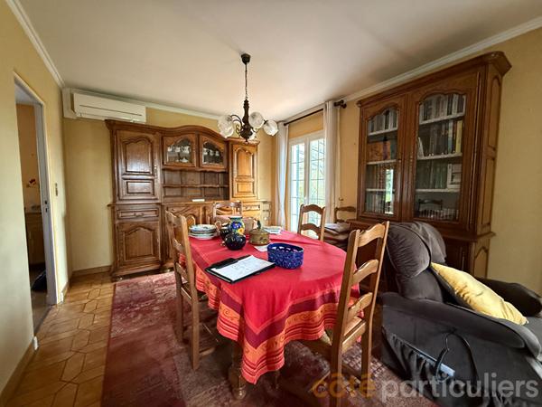 Vente Maison110 m² - 5 Pièces - SAINT AMAND MONTROND (18200)