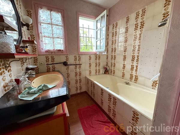 Vente Maison110 m² - 5 Pièces - SAINT AMAND MONTROND (18200)