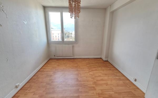 Appartement à vendre    4 pièces • 78,75 m2 Grenoble