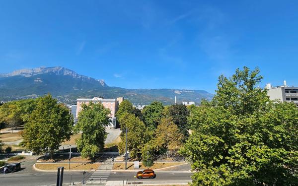 Appartement à vendre    4 pièces • 78,75 m2 Grenoble