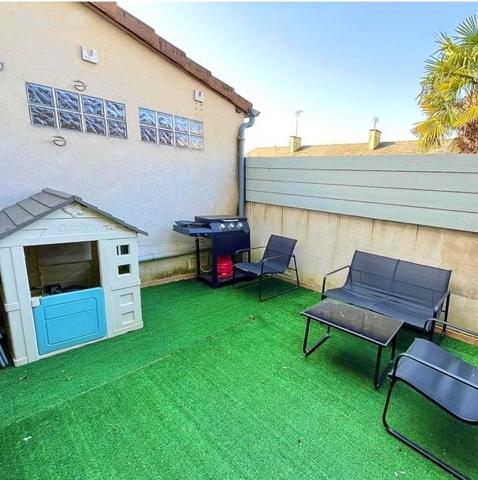 MAISON 6 PIECES - 3 CHAMBRES - TERRASSE