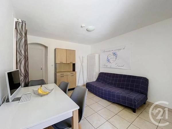 Appartement à vendre  2 pièces - 30 m 2   LIEUSAINT  - 77