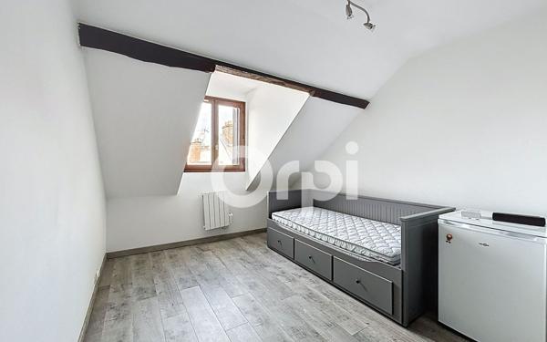 Appartement à louer    1 pièce • 17,68 m2 Longjumeau