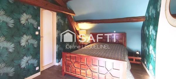 Rénovée, charme de l’ancien, grange indépendante, beaux volumes.