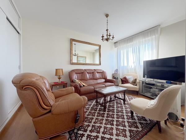 Appartement 5 pièce(s) 3 chambre(s) 110 m²