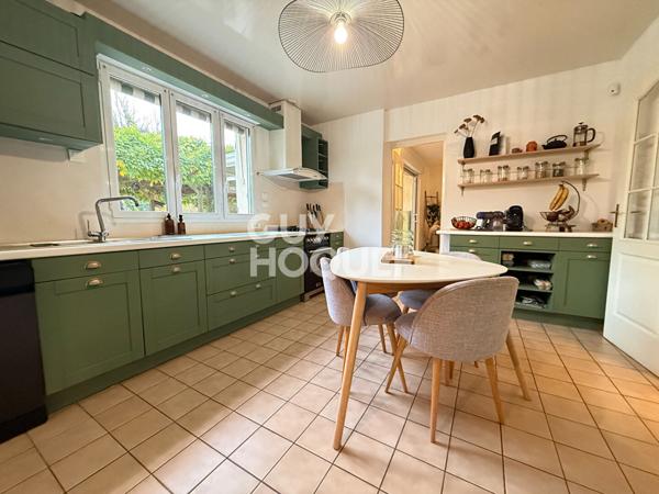 Grande maison familiale 160 m² avec 5 chambres et panneaux solaires ? 5 min de Clermont