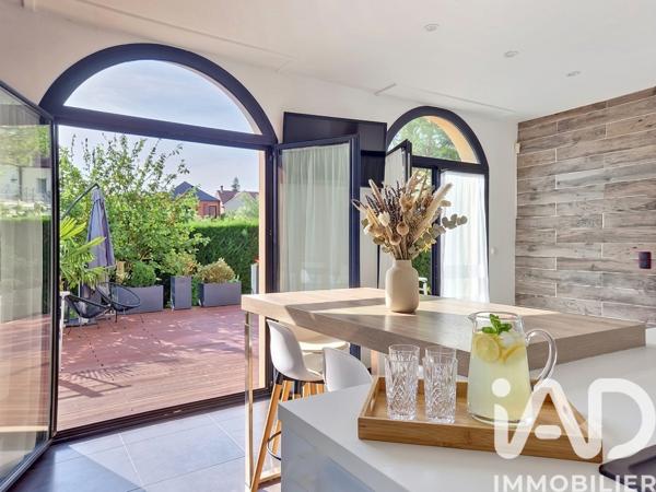 Maison à vendre 6 pièces 190,28 m² Soisy-sous-Montmorency